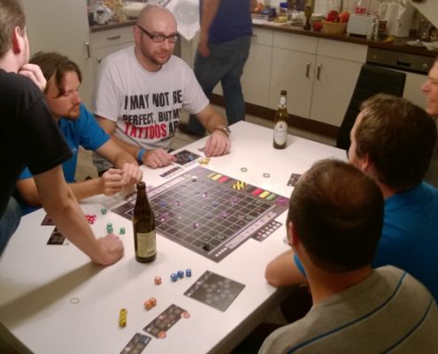 Dzień 2 - Granna wpadłą na Grannie. Na stole Dice Duel i piwo